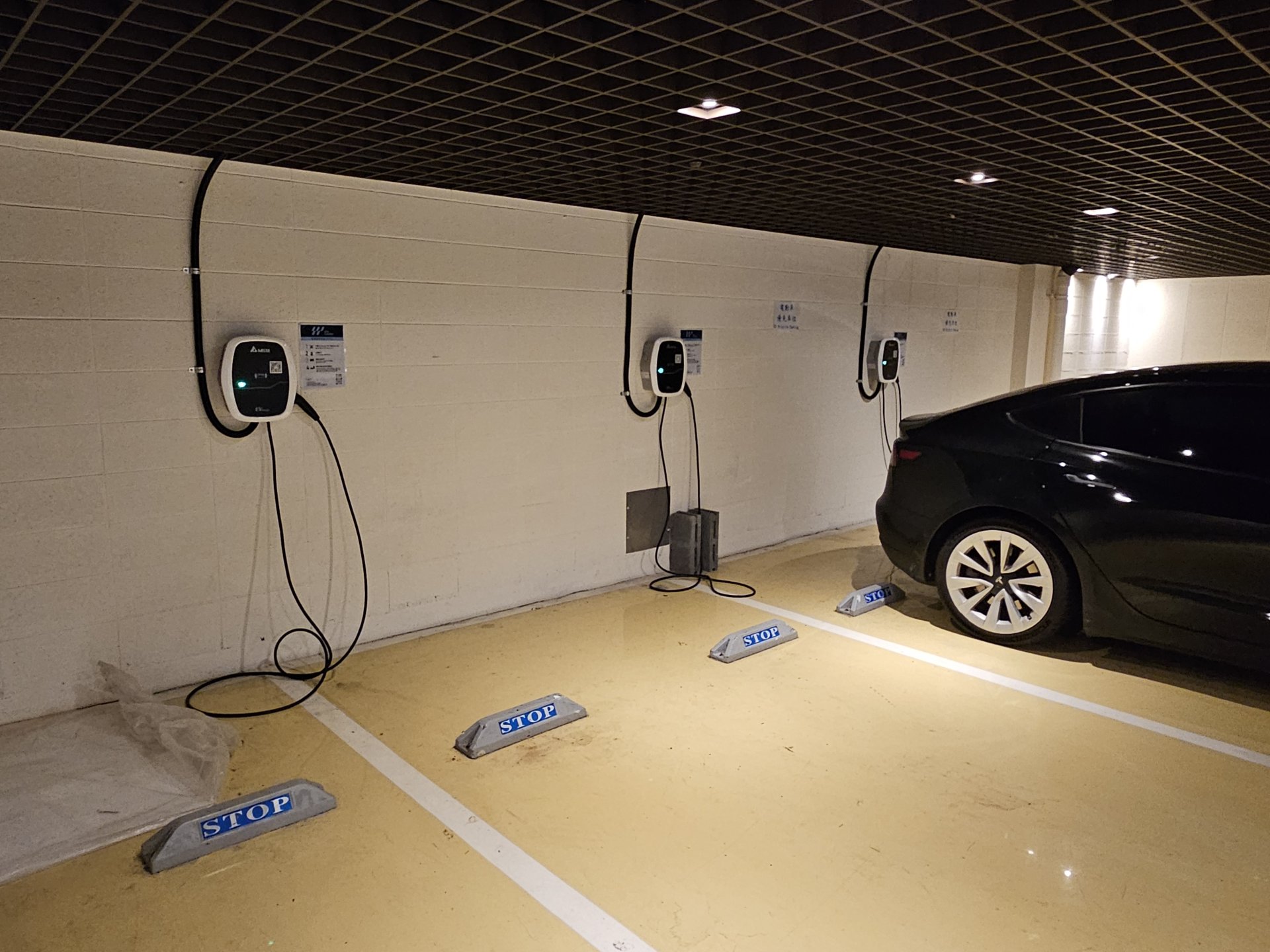 充電樁 台北甲山林湯旅